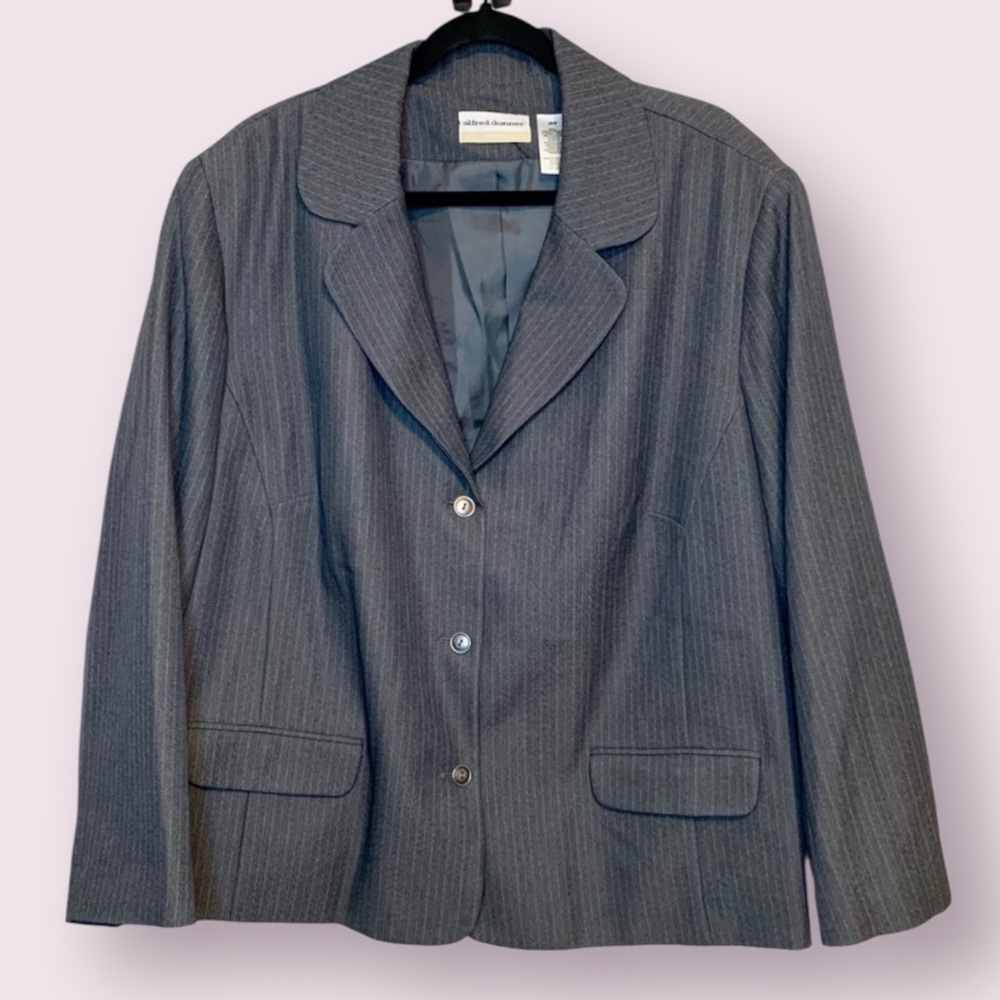 Alfred Dunner Woman Plus Size Suit Jacket Blazer Gray With White Pinstripes 24W